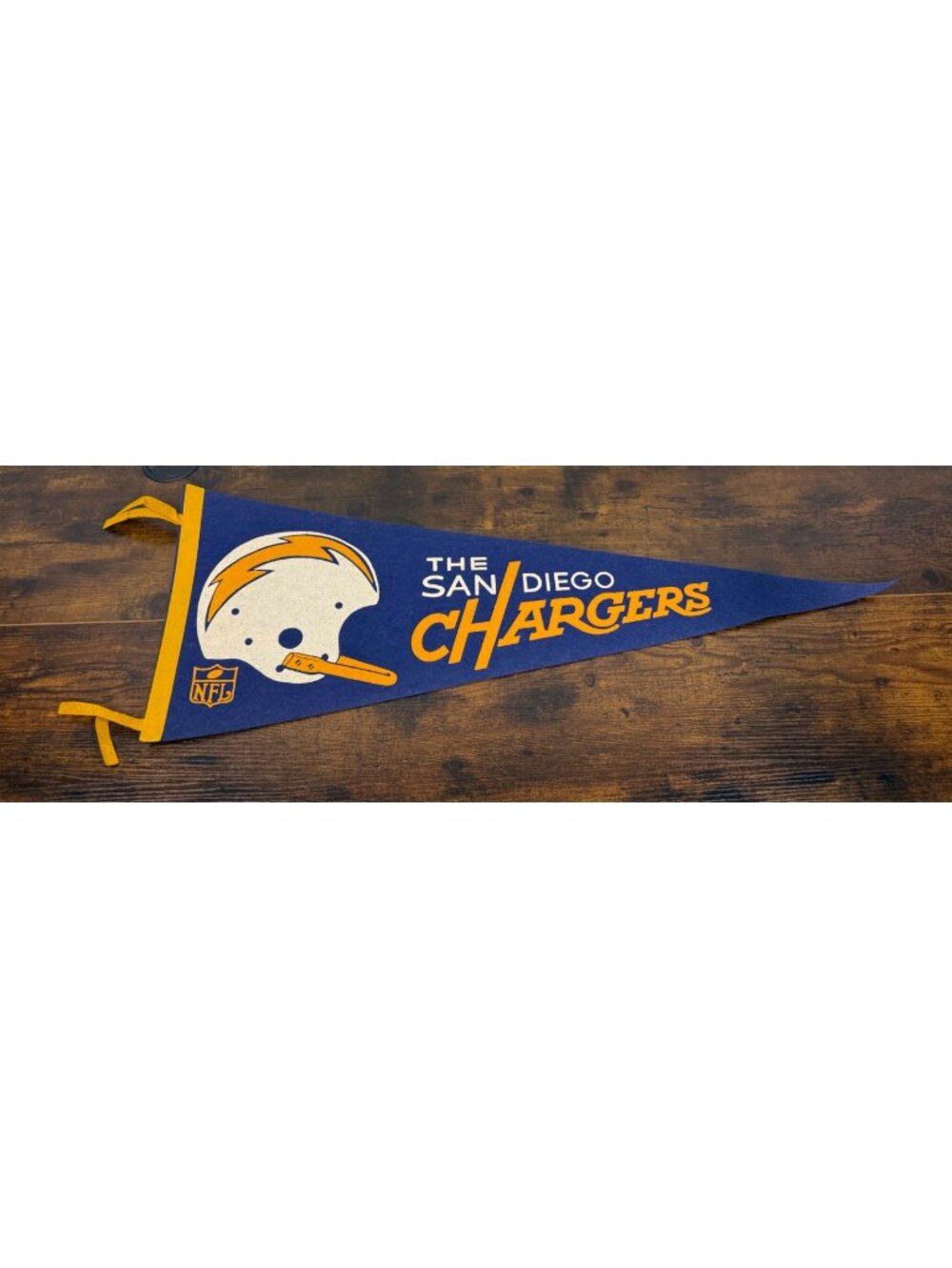 Vintage San Diego Chargers NFL Felt Pennant Helmet Design Sports Memorabilia